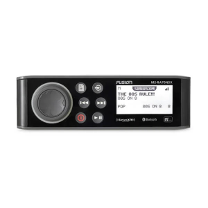 Sistema de Audio Marino MS-RA70 / Pantalla LCD Monocroma 2.6" / Tecnología Multi-Zone™? 2 Zonas / Potencia Pico 200 W / Bluetooth® y ANT® / Compatible con SiriusXM y DAB+ / IPX7 / USB para Actualizaciones