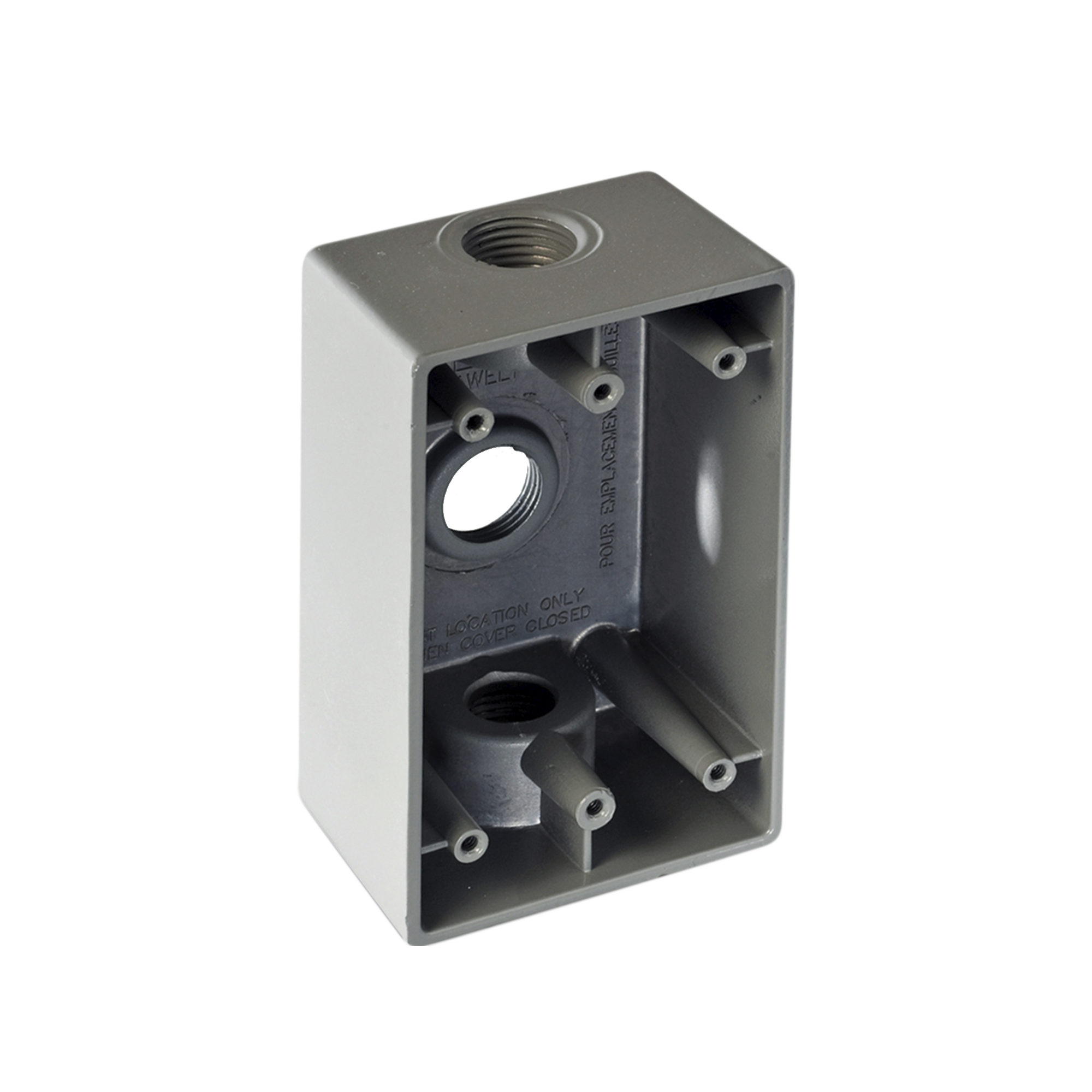 Caja Condulet FS de 3/4" (19.05mm) con tres bocas a prueba de intemperie.